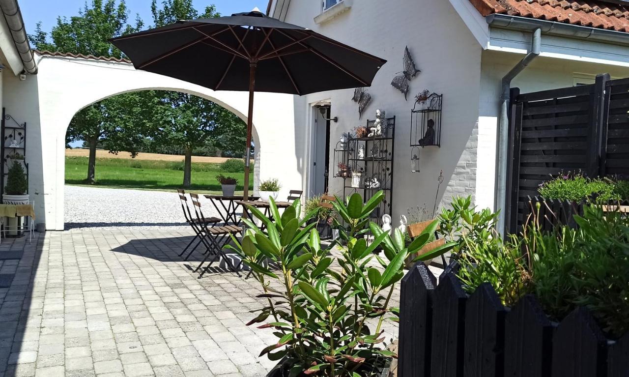 Dragondrum Bed&Breakfast Ullerslev Exterior foto